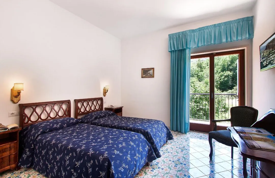 Hotel Metropole-1