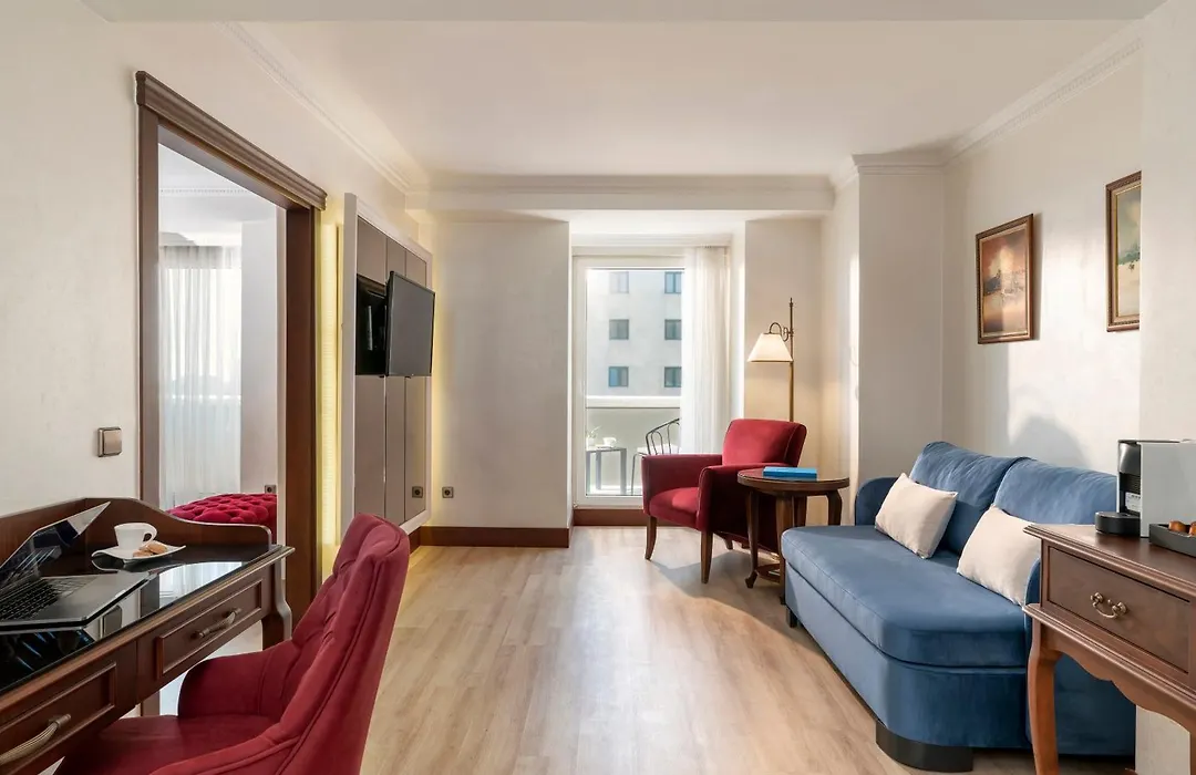 Occidental Taksim-1