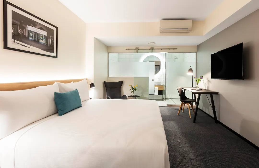 Oaks Wellington Hotel-1