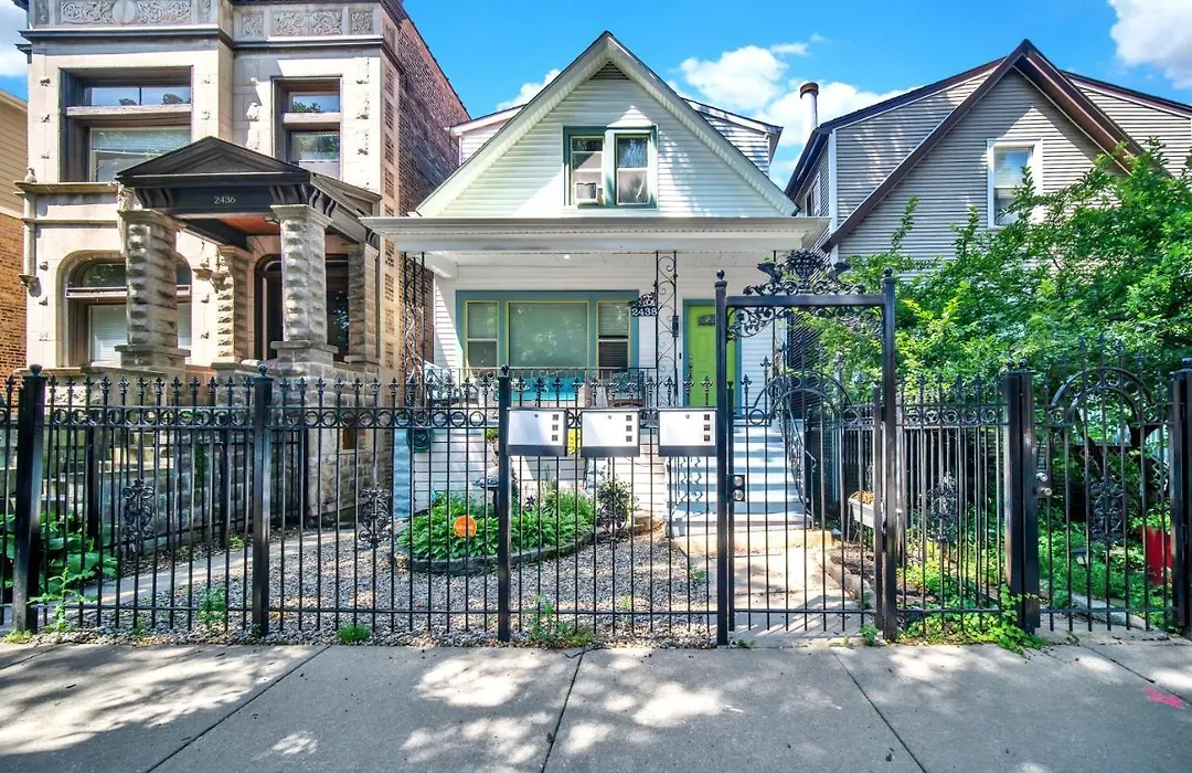 Logan Square Coach House-1