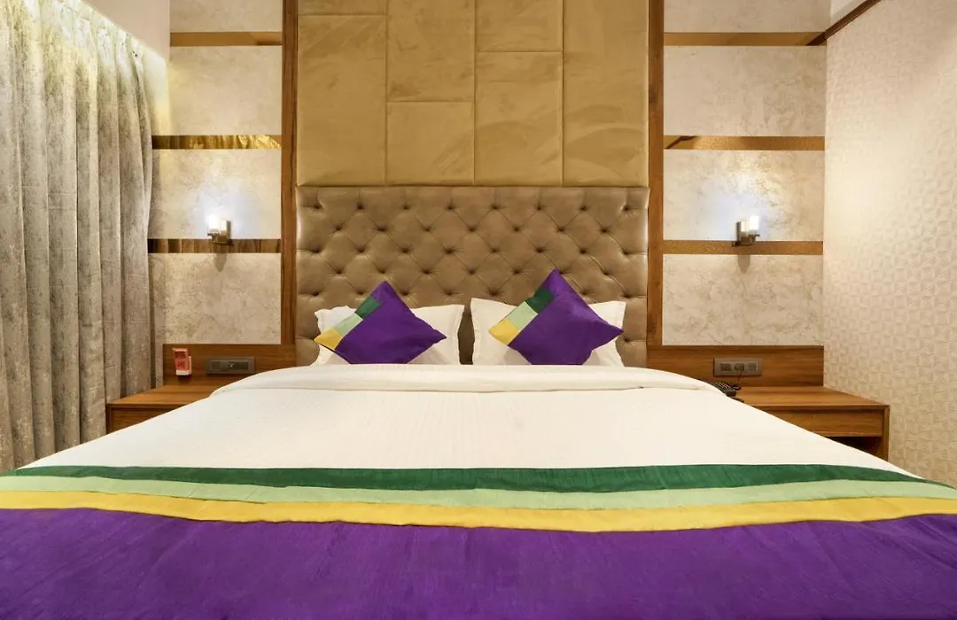 Treebo Premium Savera Inn-1