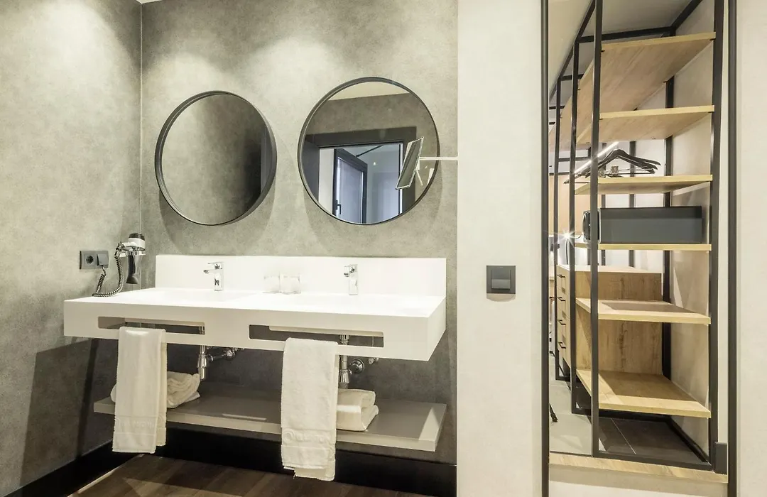 Hotel Ilunion San Mames-1