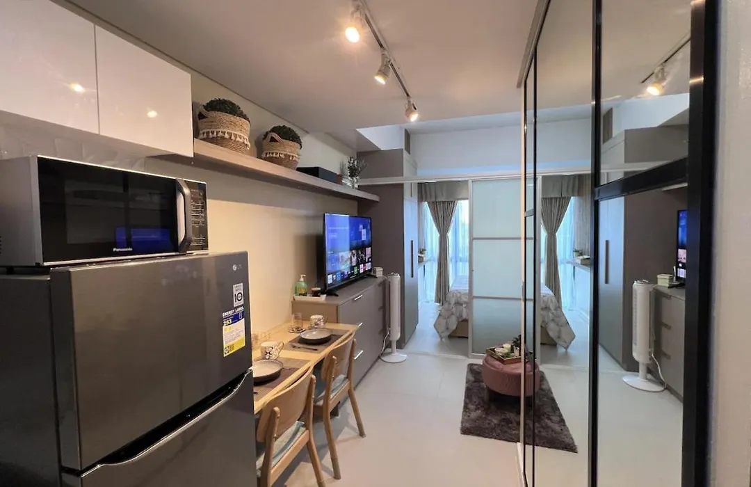 38 Park Avenue Condominium Cebu It Park - Unit Freyja-1