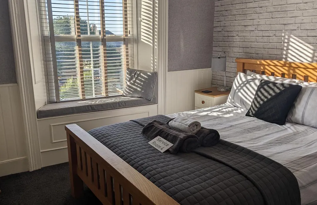 Croyland Guest House-1
