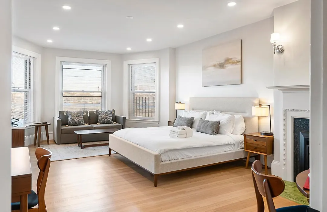Charlesgate Suites-1