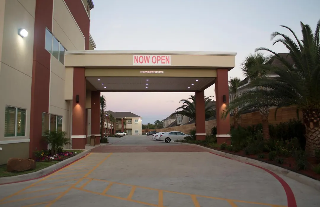 Grand Villa Inn And Suites Westchase/Chinatown-1