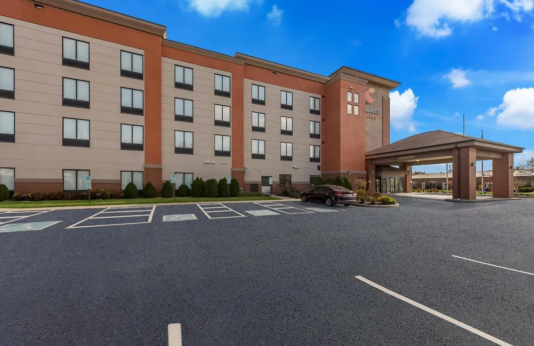 Comfort Suites Columbus East Broad-1