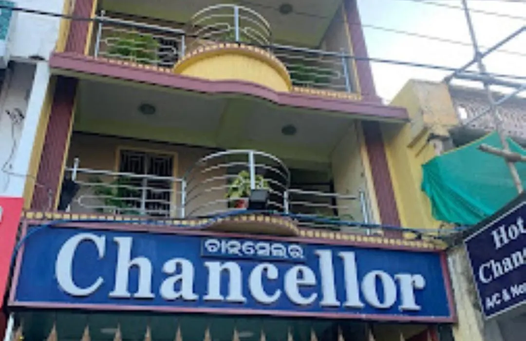 Hotel Chancellor,Bhubaneswar-1