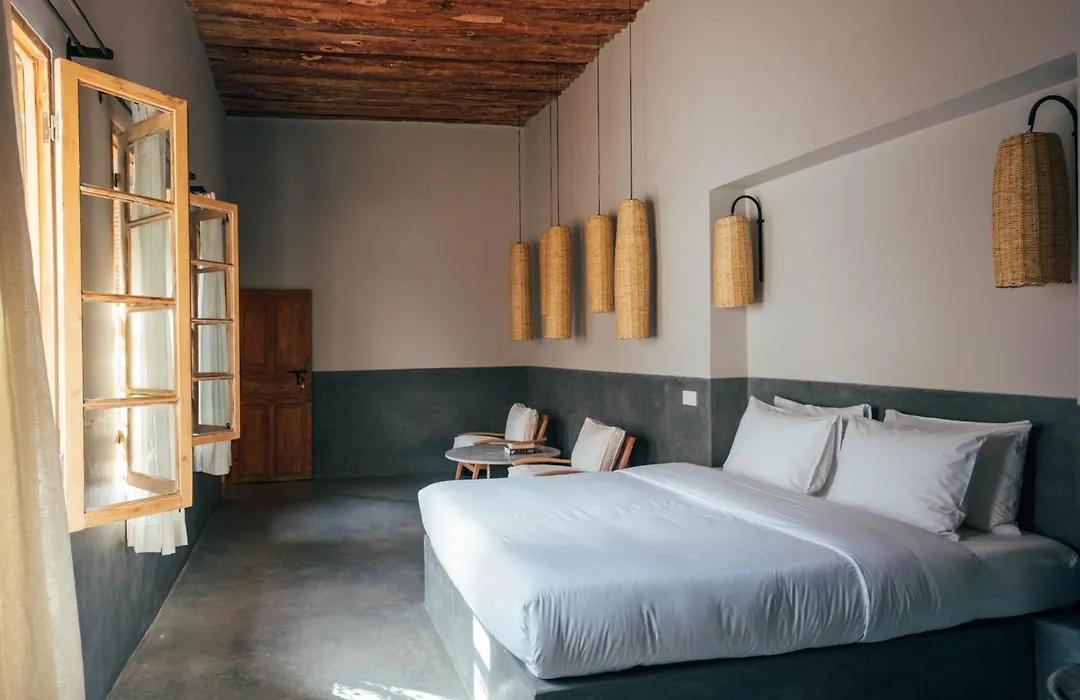 Riad No37-1