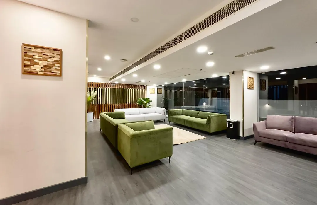 7 Apple Hotel Guruvayur-1