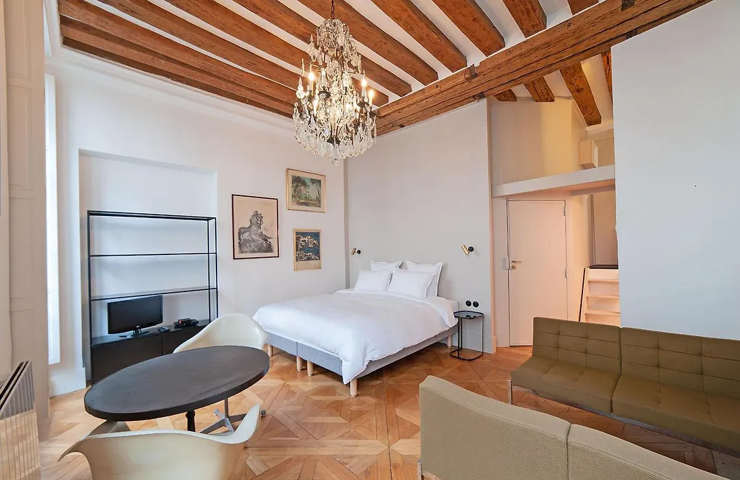 Pavillon Marais-1
