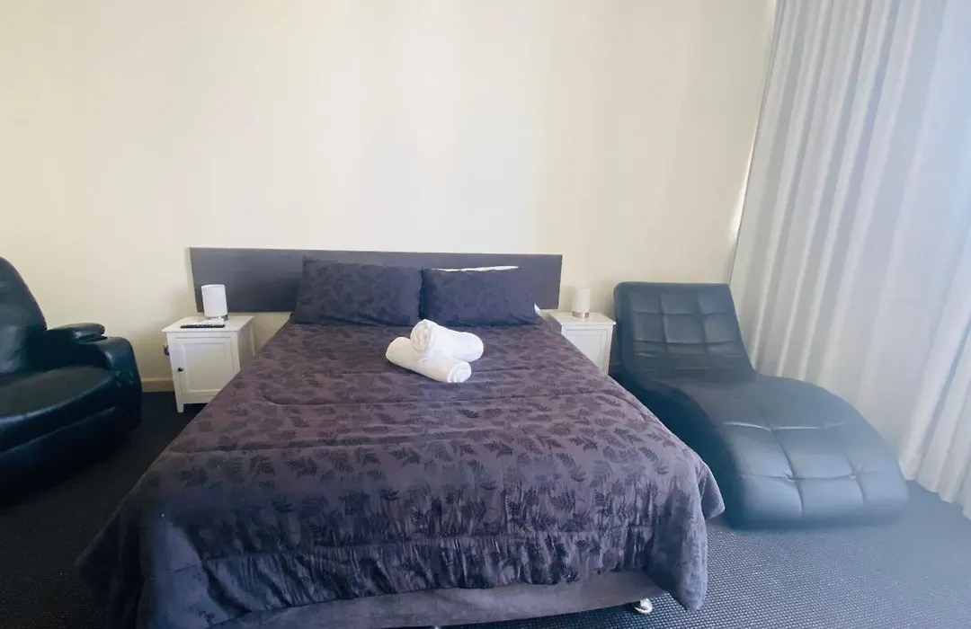 Solaire Apartments-1