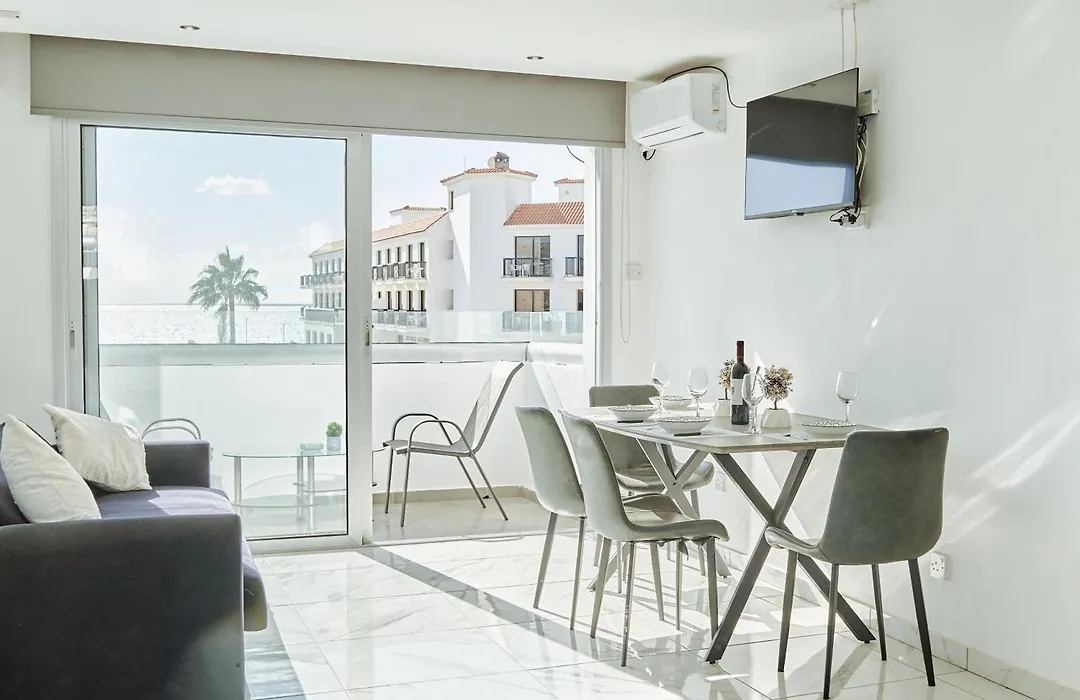 Nissi Avenue Suites-1