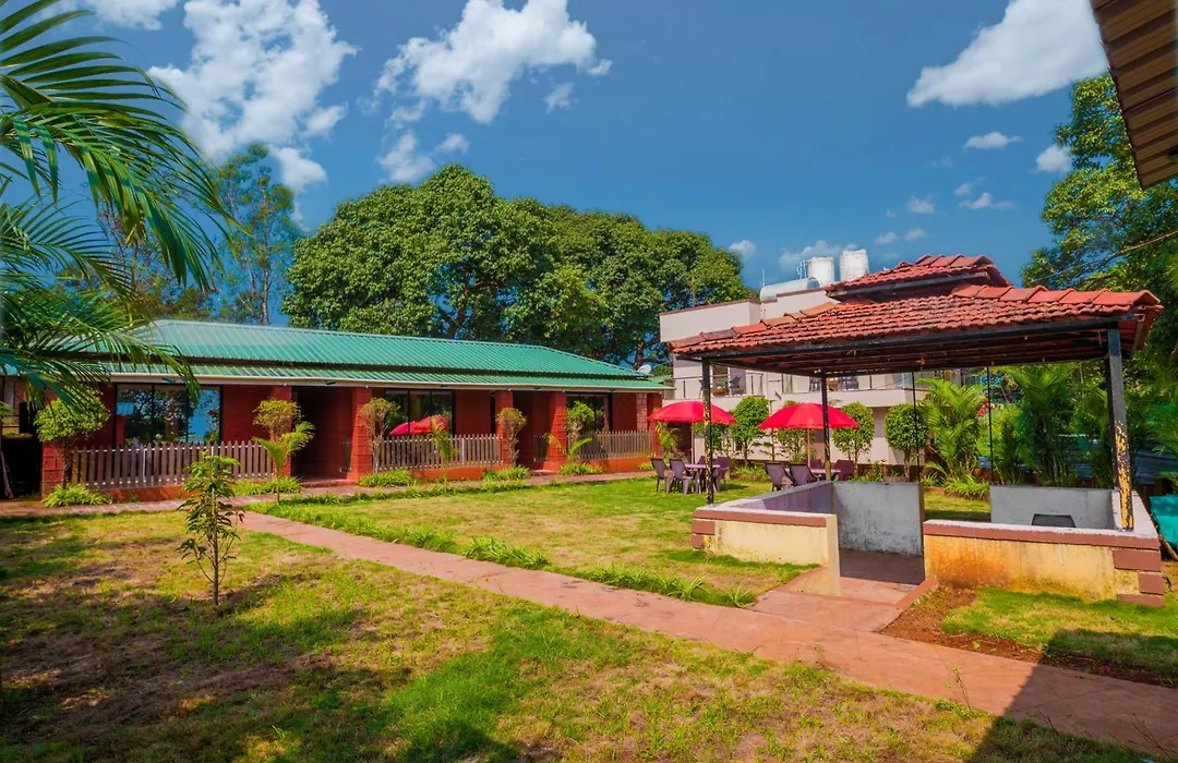 Hotel Oakwood Mahabaleshwar-1