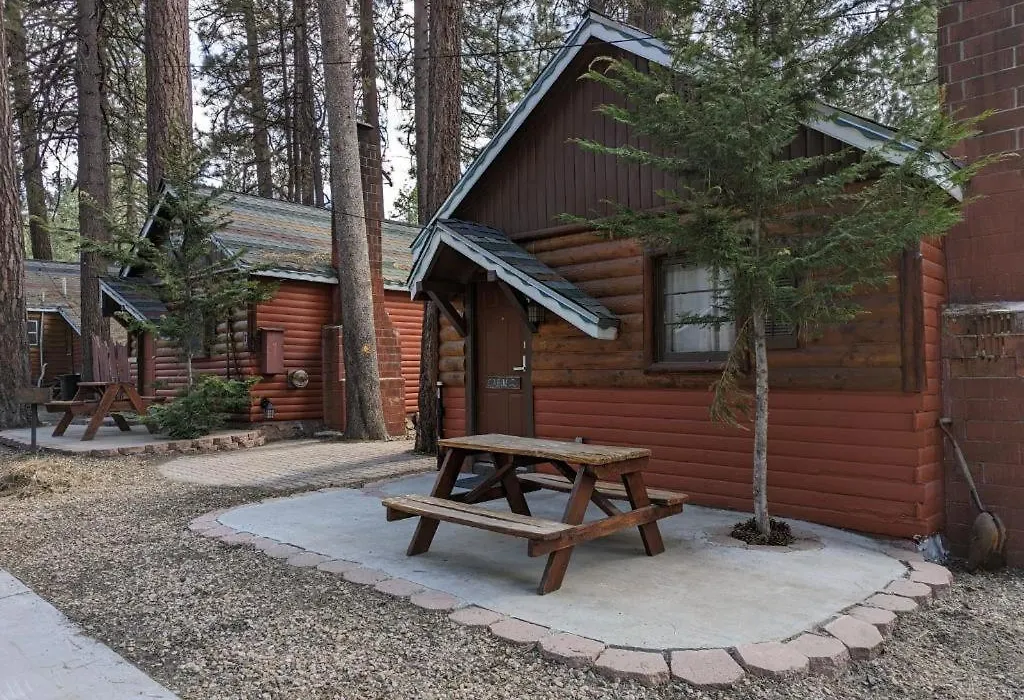 Three Pines Cabins-1