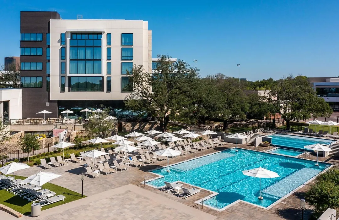 Drey Hotel-1