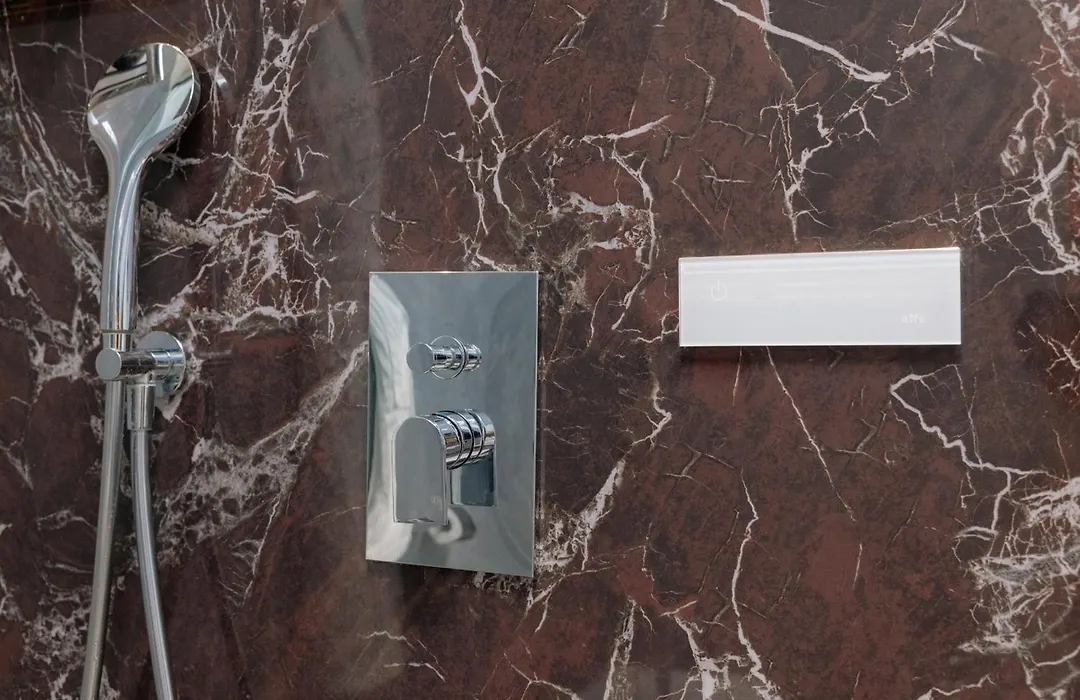 10 Keys Milano-1