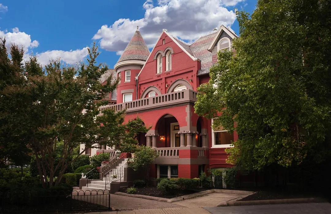 Swann House-1