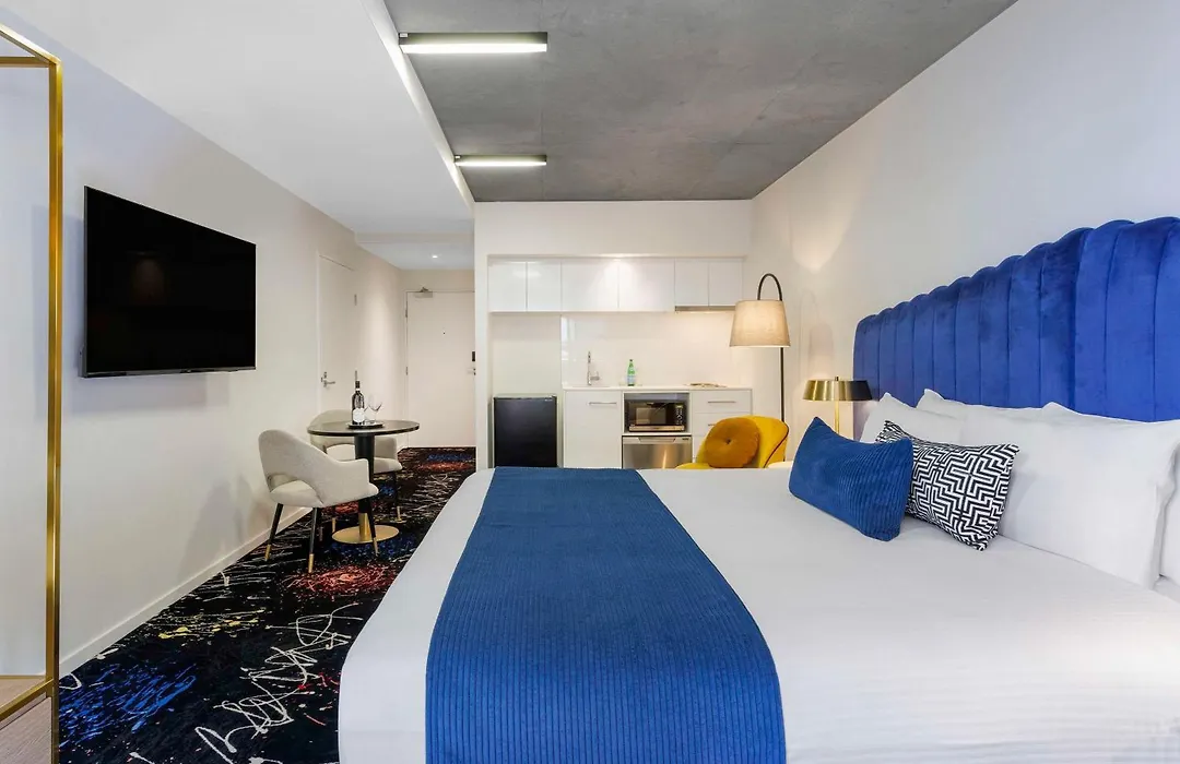 Mercure Melbourne St Kilda Road-1