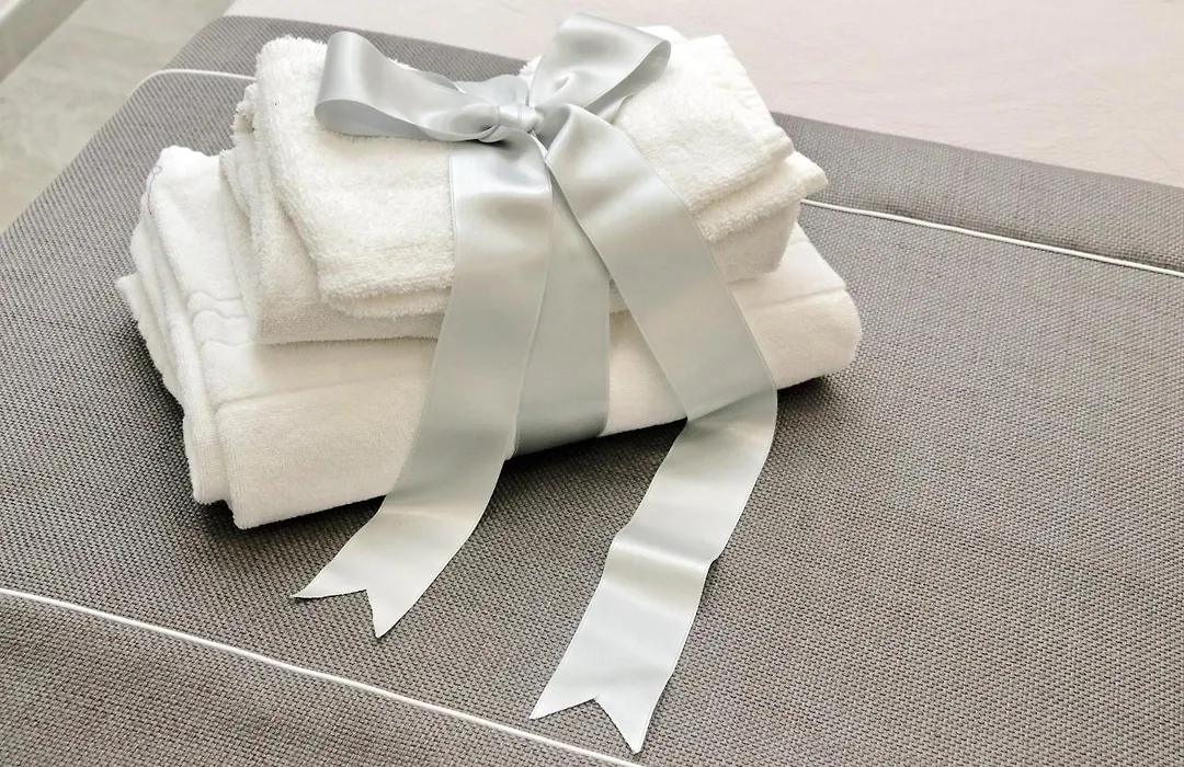 Roman Holiday Suites-1