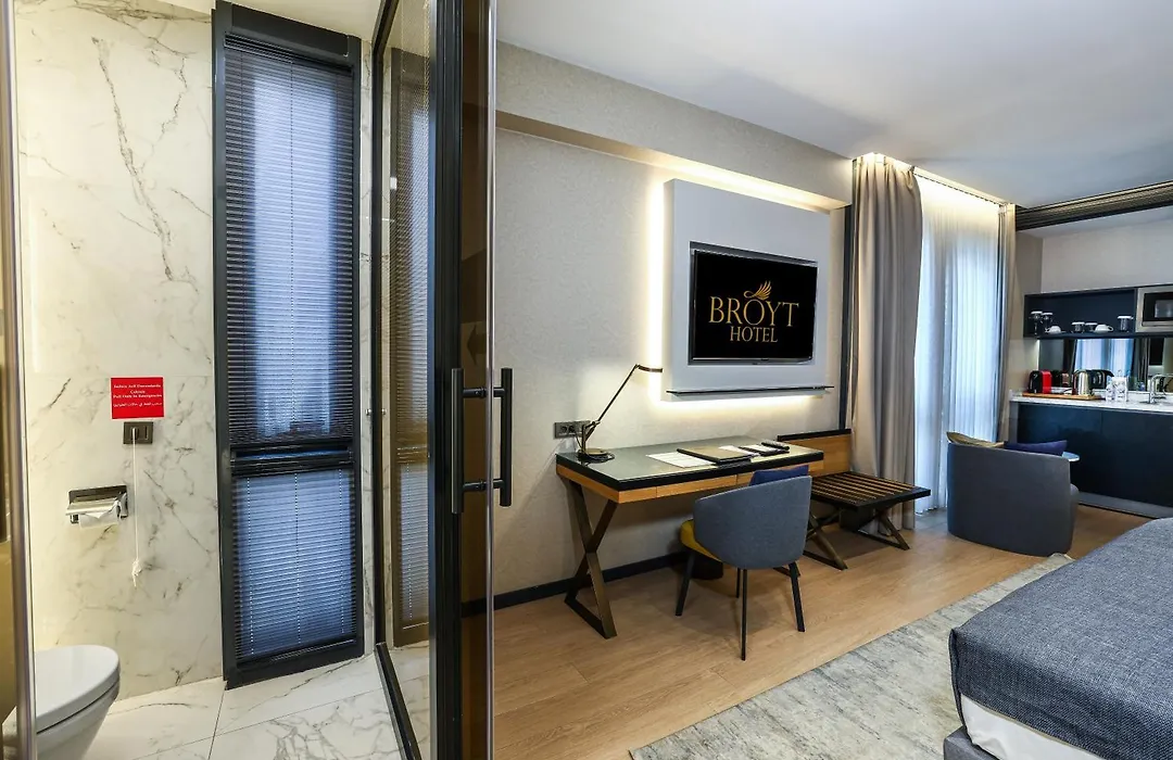 Broyt Hotel-1