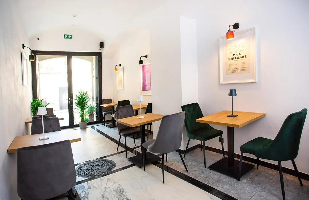 Hotel Teatr-1