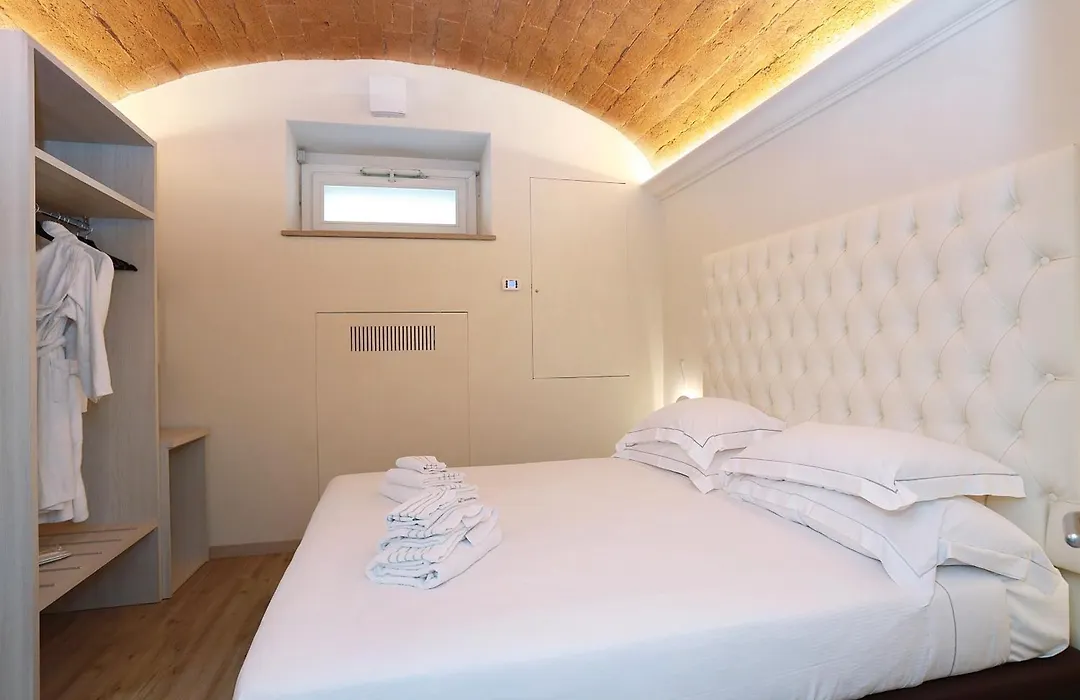 Florence Luxury Guest House-1