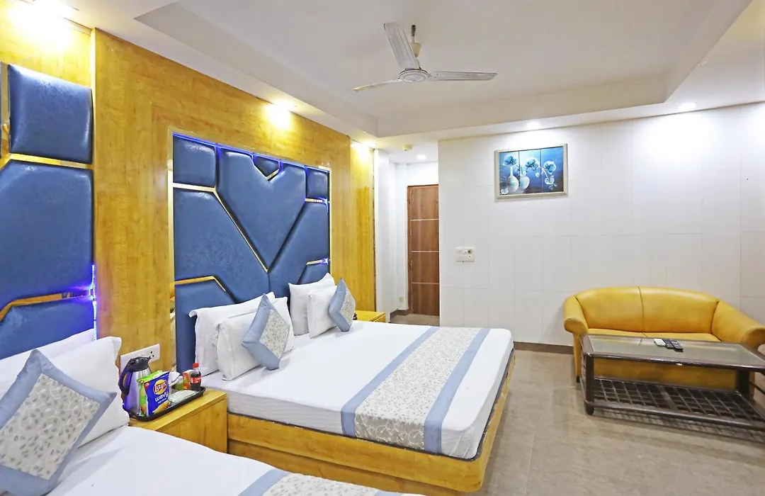 Hotel Preet Palace -5 Mints Walk From Nizamuddin Railway Station-1