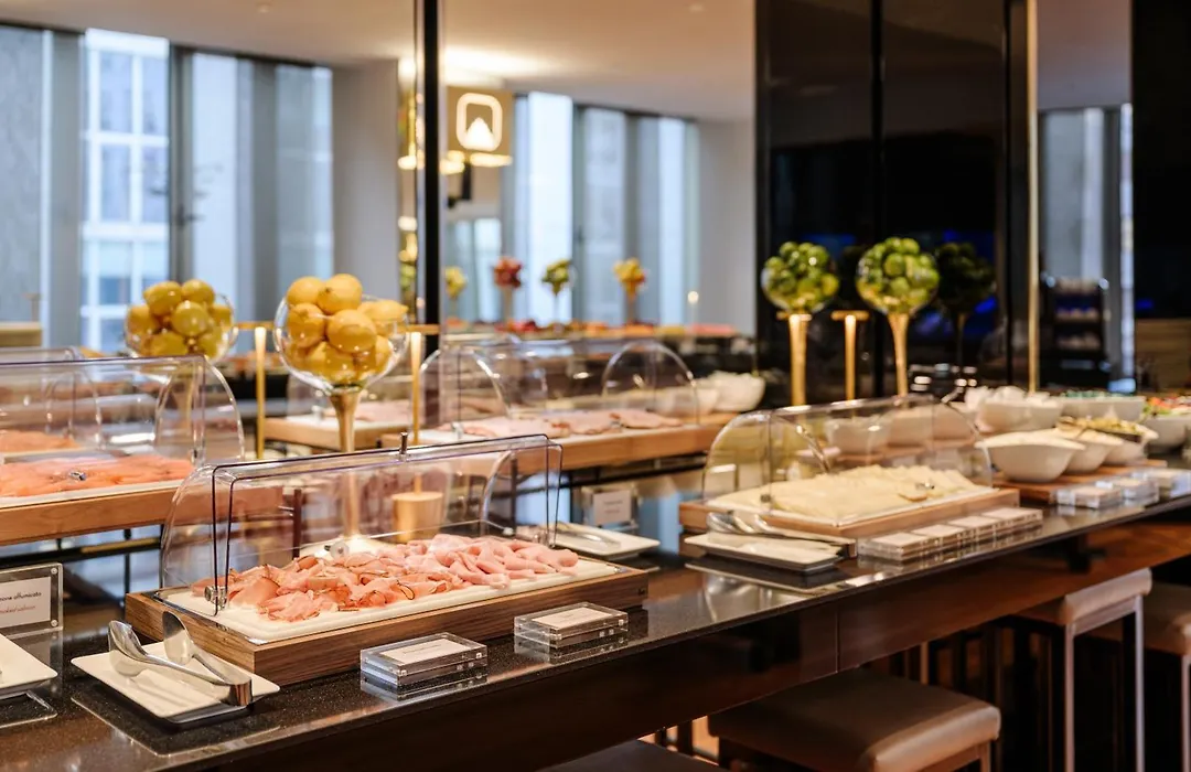 Hotel The Square Milano Duomo - Preferred Hotels & Resorts-1