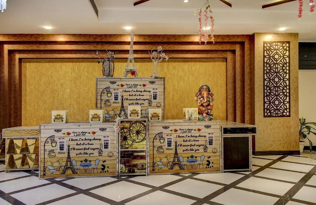 Super Townhouse Oak Hind Palace Near Gomti Riverfront Park-1