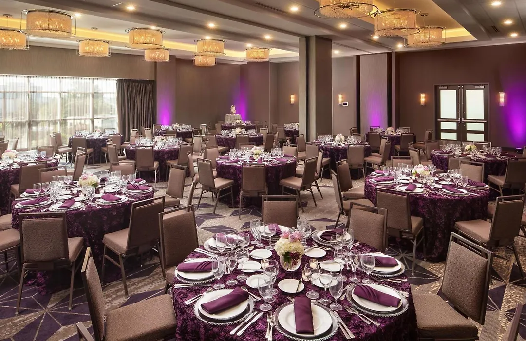 Embassy Suites By Hilton Charlotte Uptown-1