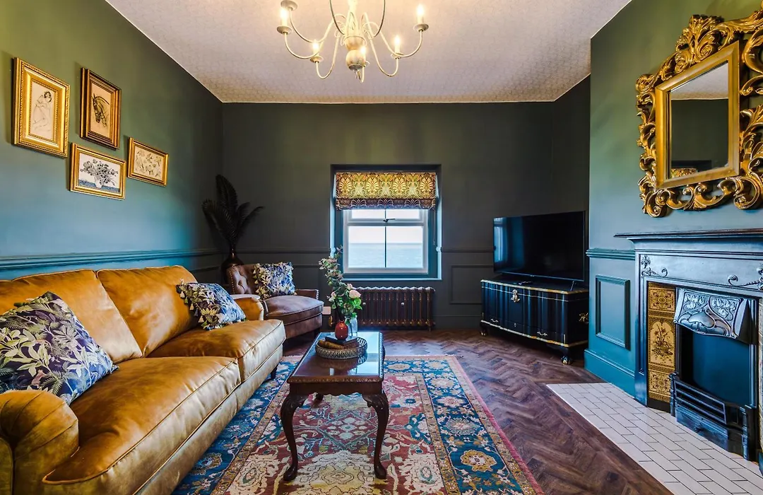 Russell Court By Orenda-Luxe-1