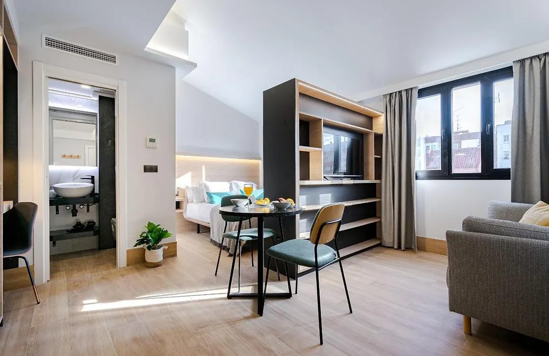 Feelathome Ventas Suites-1