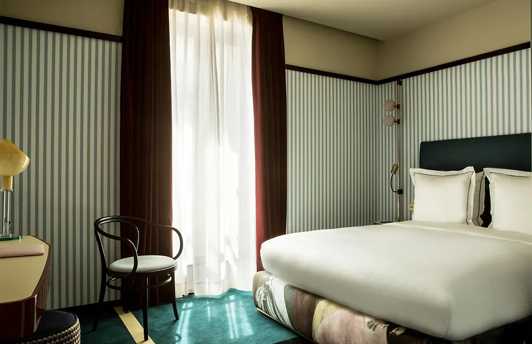 Hotel Du Rond-Point Des Champs-Elysees - Esprit De France-1