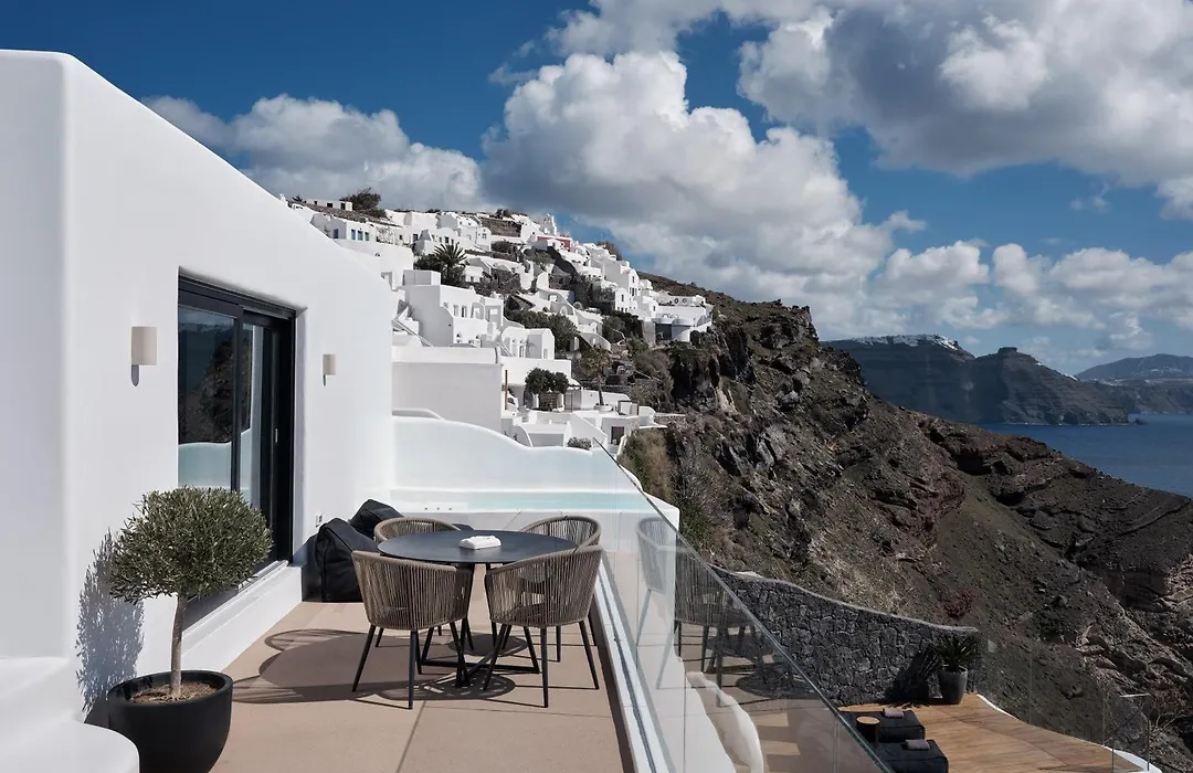 Olvos Luxury Suites-1