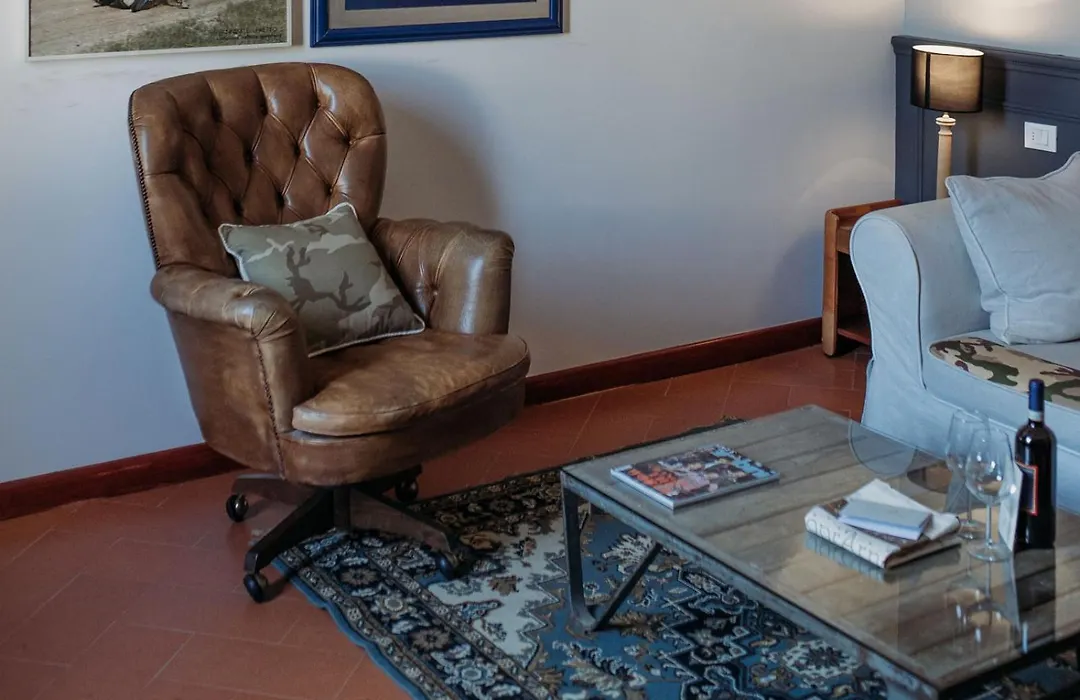 Soprarno Suites-1