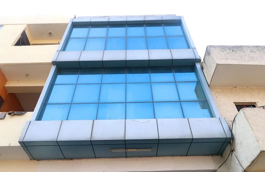 Oyo Hotel Aryan Plaza-1
