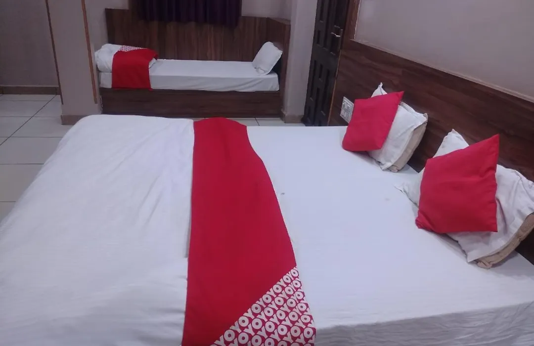 Hotel Grand Stay-1