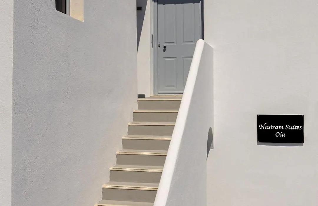 Nastram Suites Oia-1