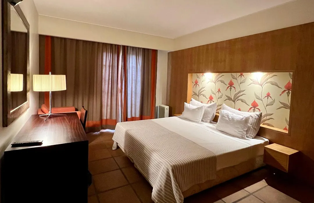 Apartamentos Turisticos Atlantida-1