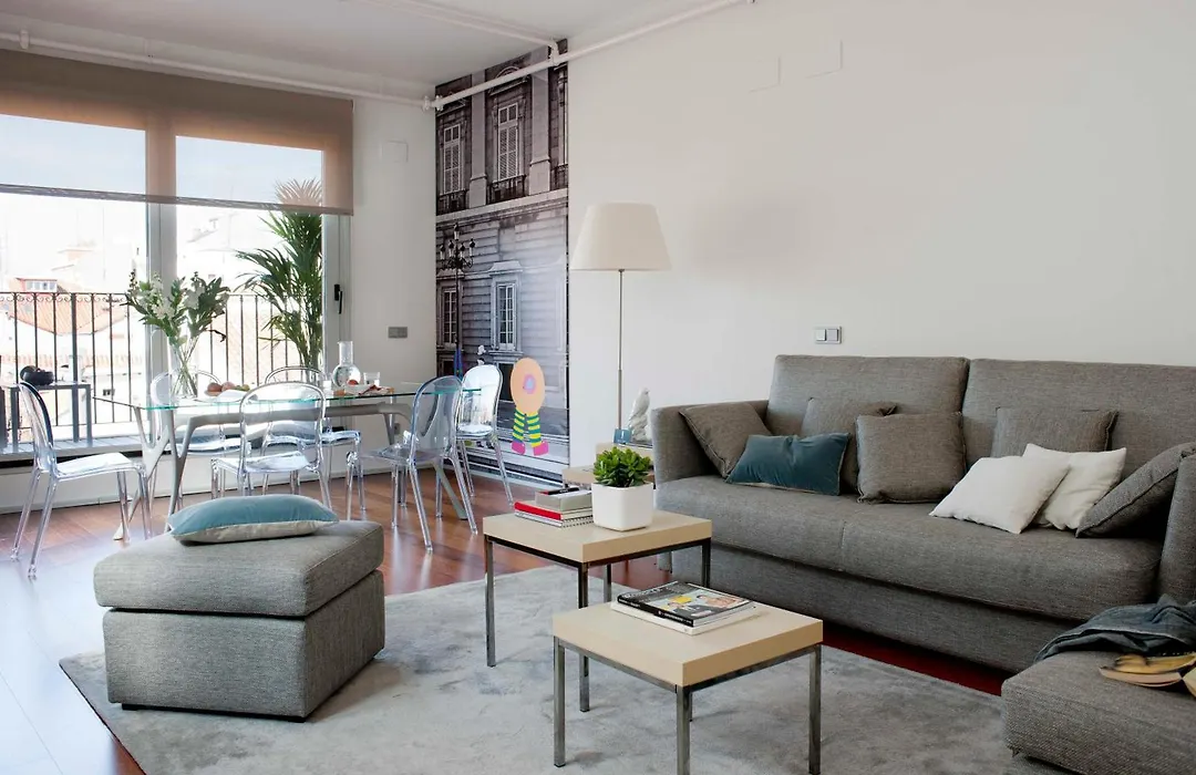 Eric Voekel Boutique Apartments - Madrid Suites-1