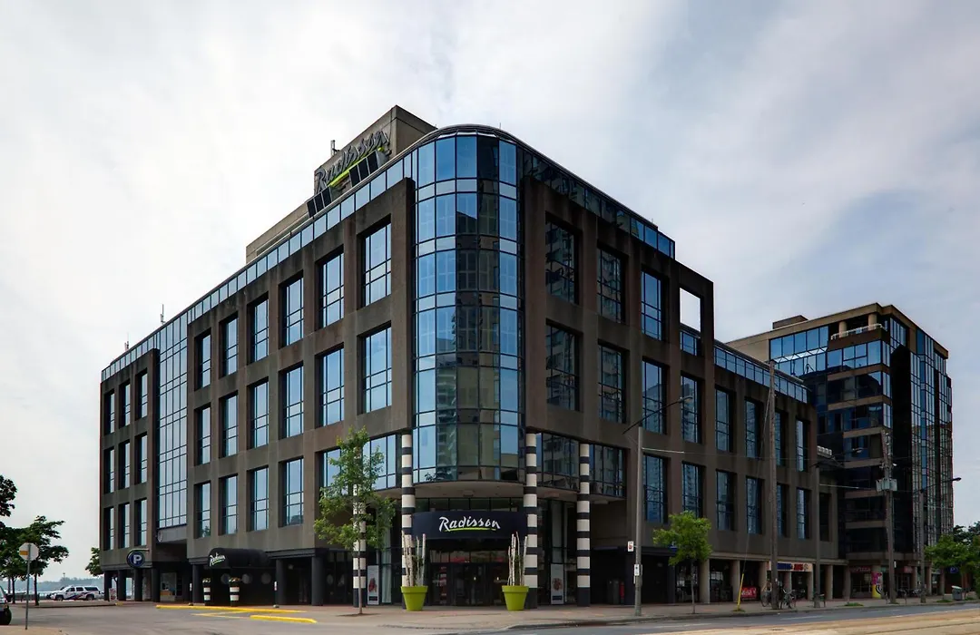 Radisson Blu Toronto Downtown-1