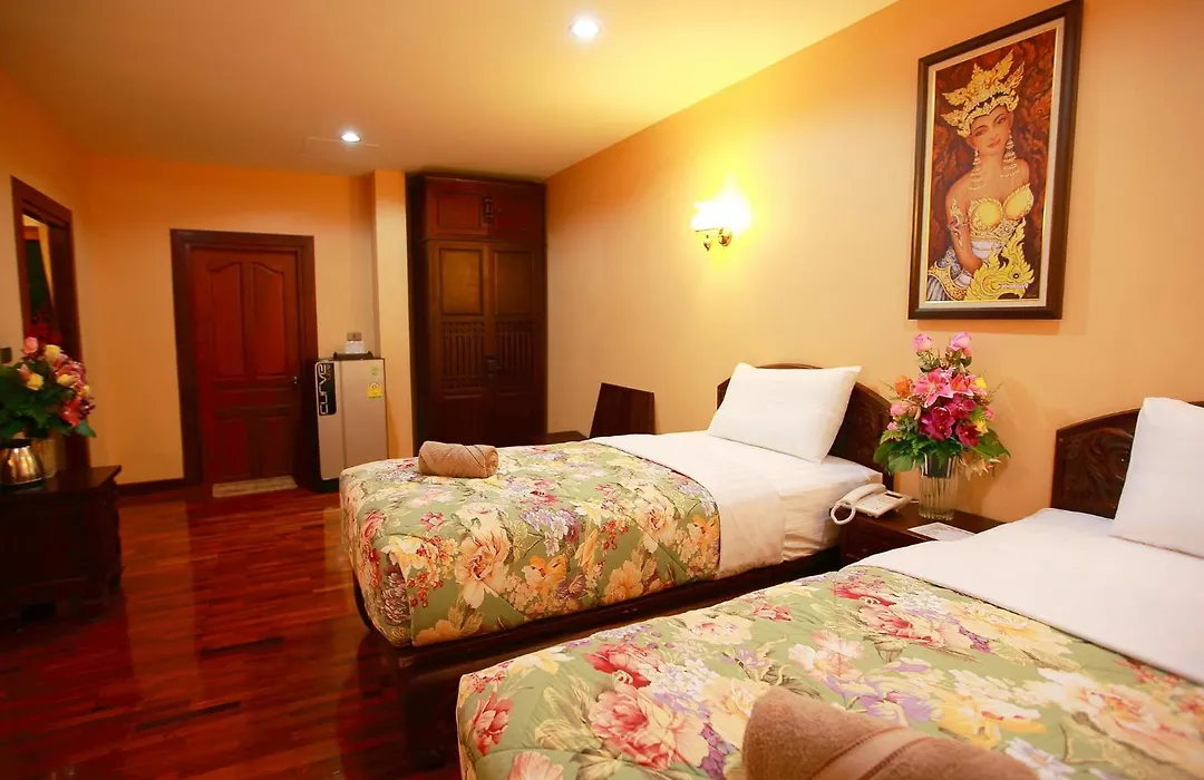 At Chiang Mai Hotel-1