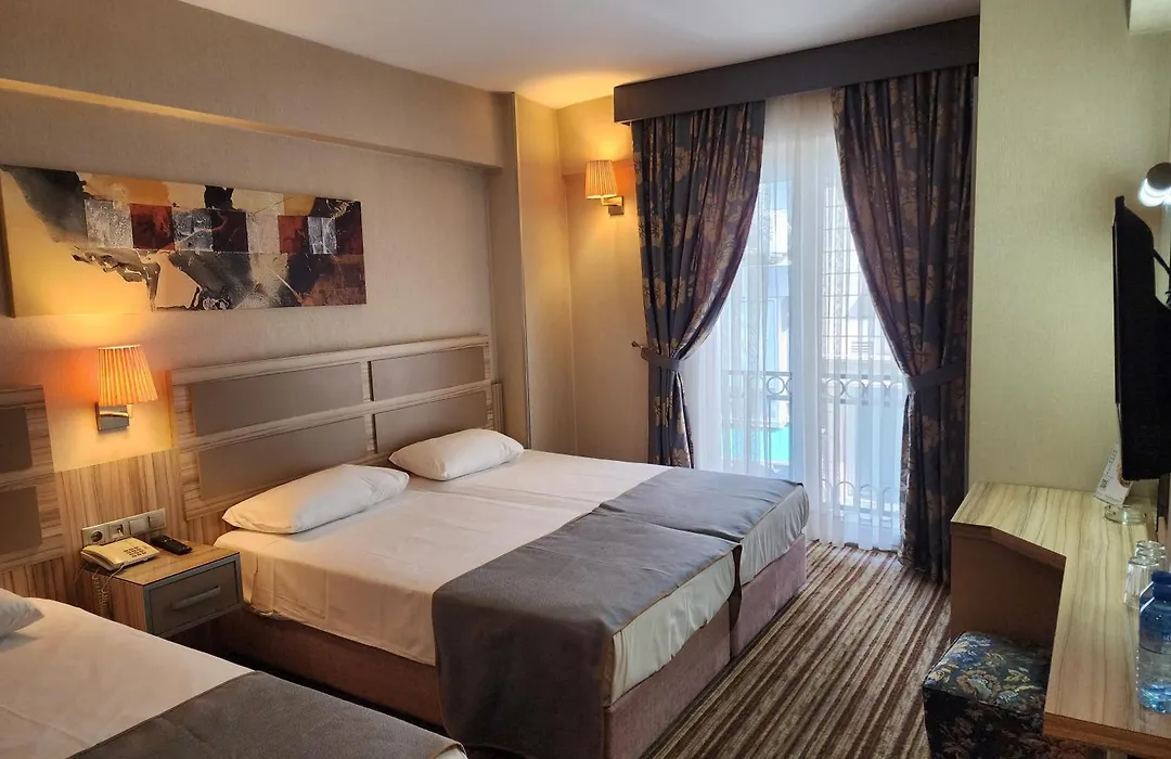 Nanda Hotel-1