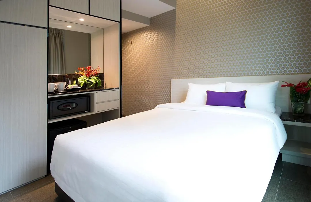 V Hotel Bencoolen-1