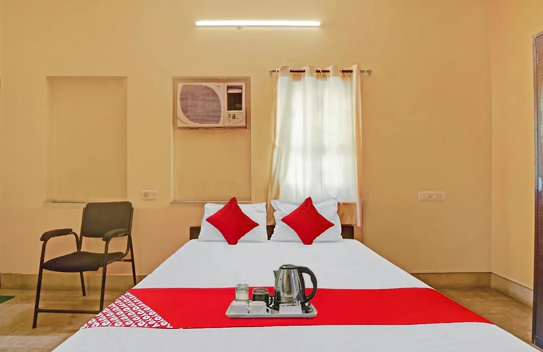 Hotel O Dk Recedency Near City Centre Salt Lake-1