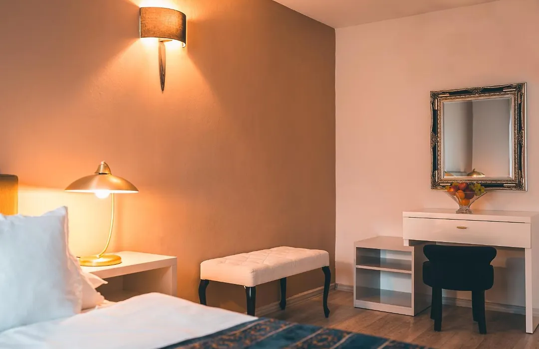 Hotel Julian-1