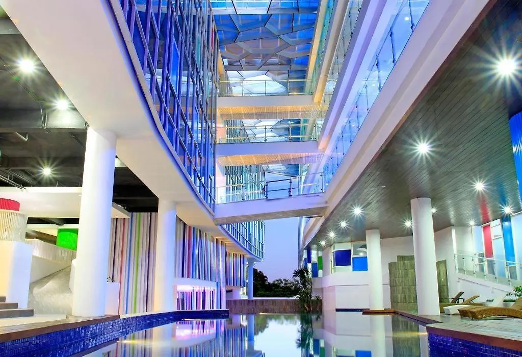 Berry Glee Thematic Hotel-1