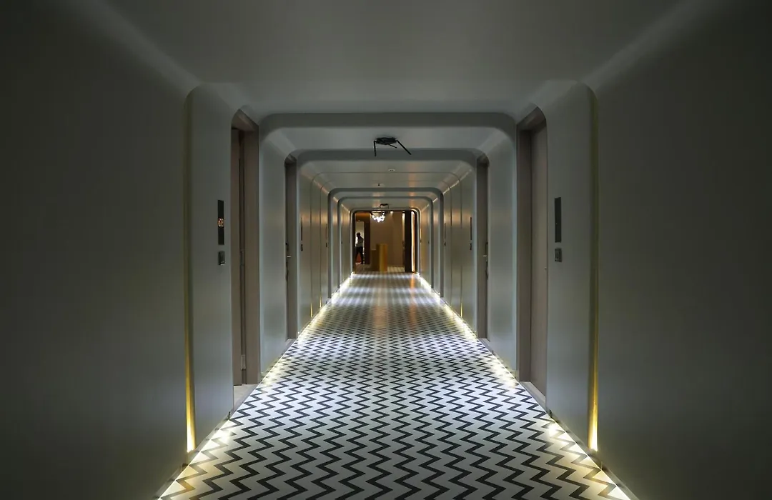 Hotel Empire Stay-1