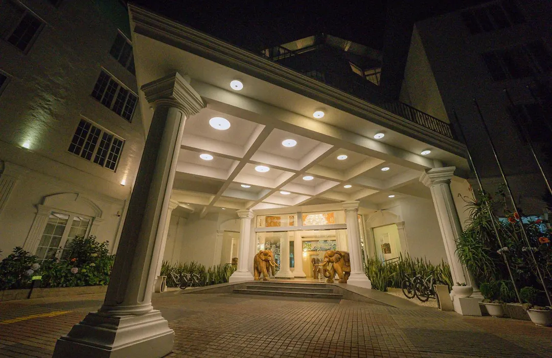 Araliya Green Hills - Where Historic Charm Mingles With Natural Beauty-1